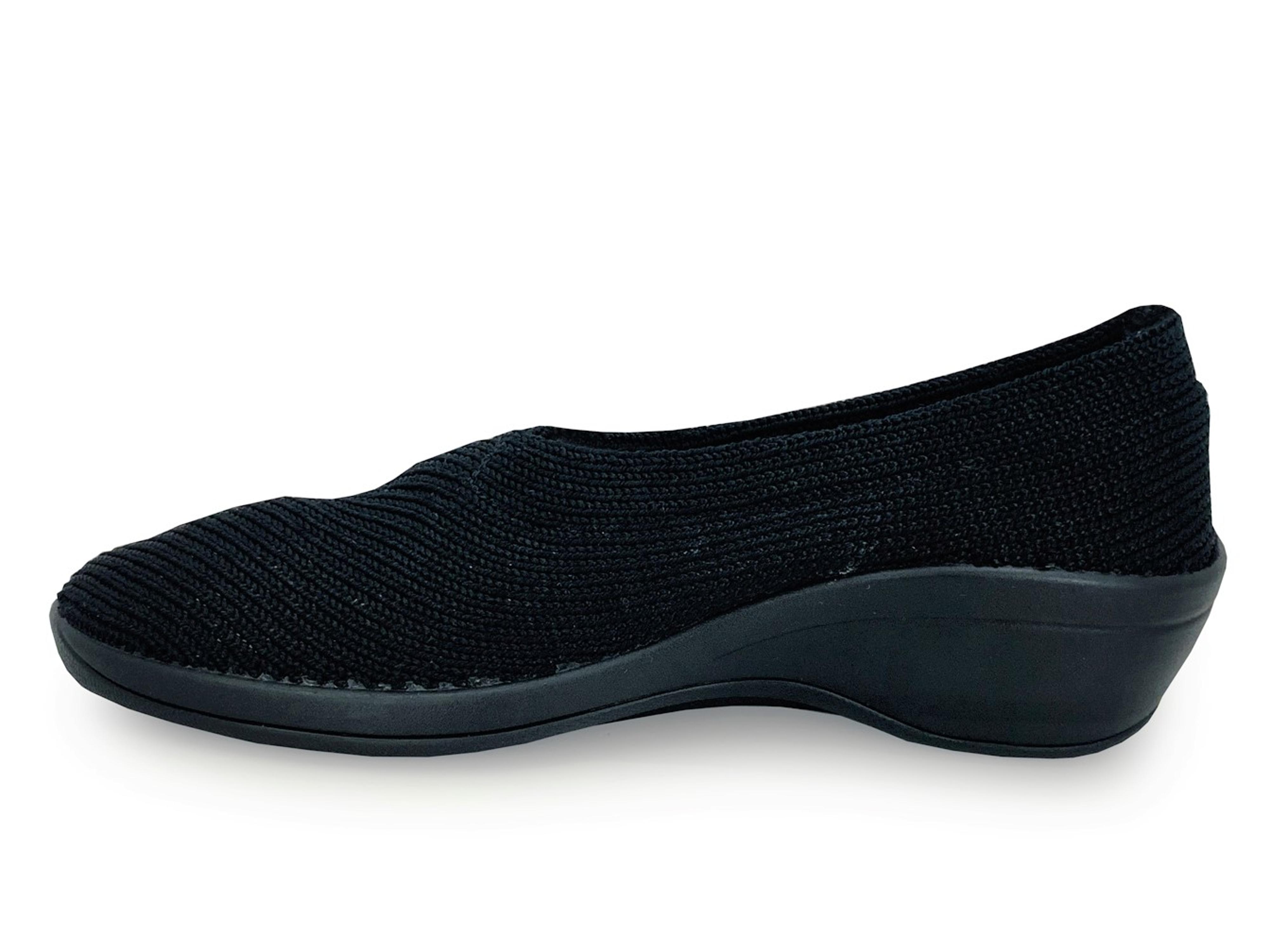 Arcopedico Mailu Women`s Slip-on Shoe Black : The Shoe Spa
