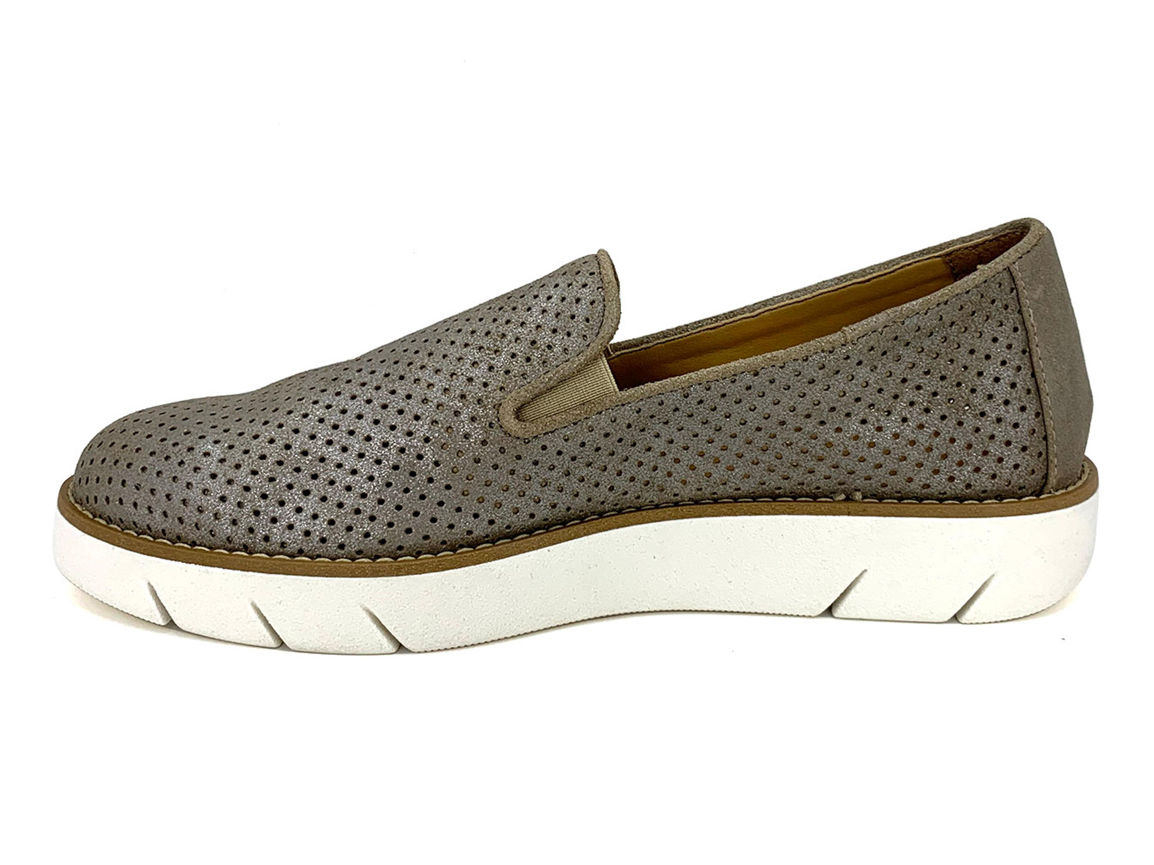 The FLEXX Daily Women's Slip-on Shoe Taupe : The Shoe Spa